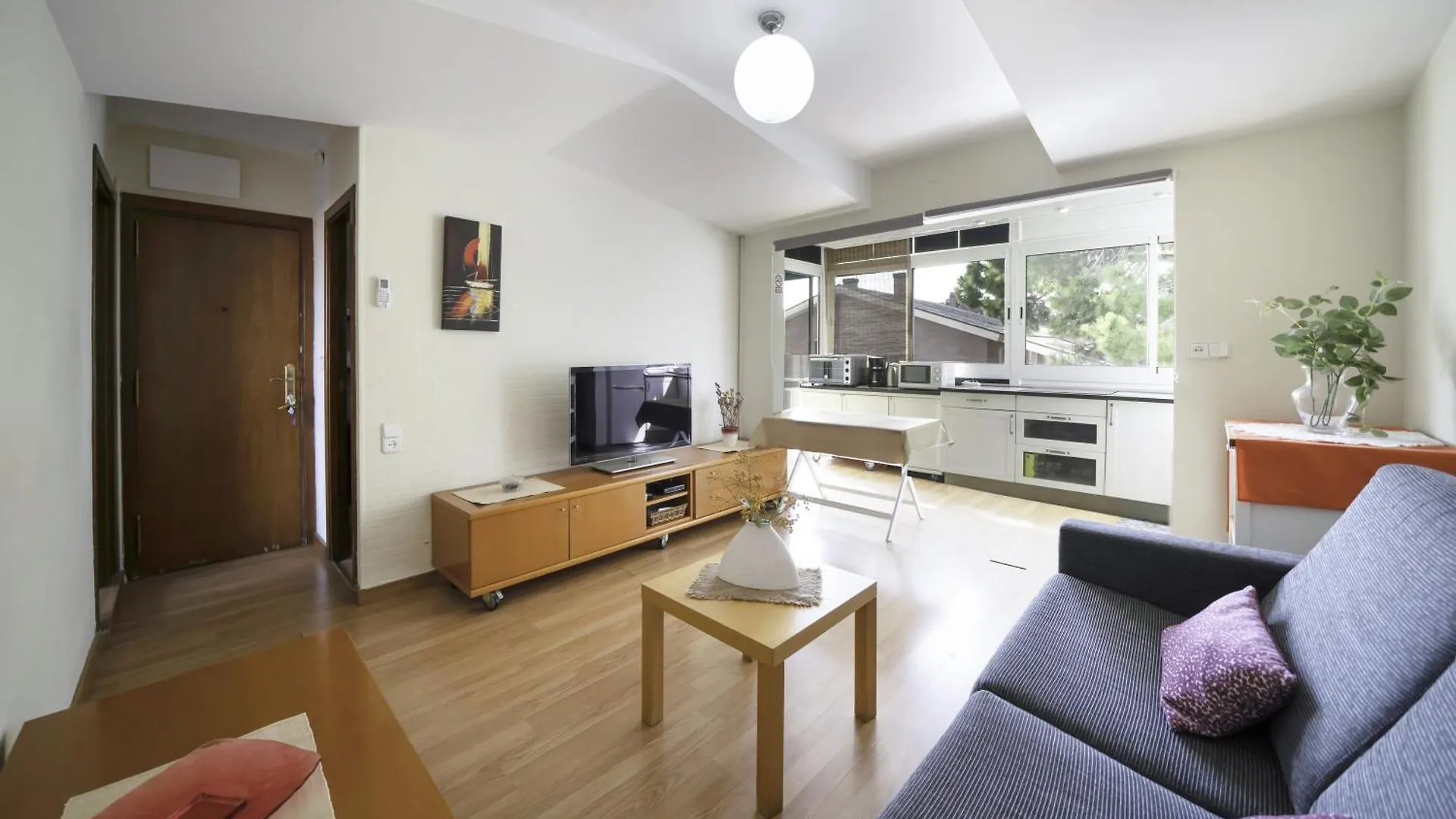Luz Y Color En Castelldefels Apartment